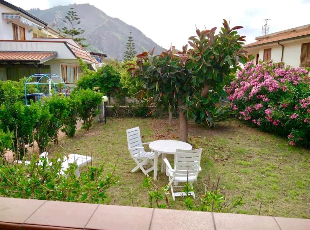 הוילה פיראינו Casa Con Giardino E Terrazzo Vicino Al Mare מראה חיצוני תמונה